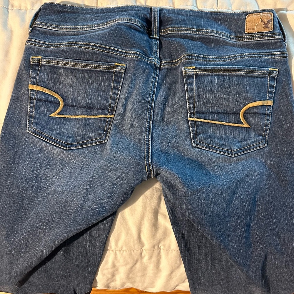 American Eagle size 10Long low rise flared bottom jeans